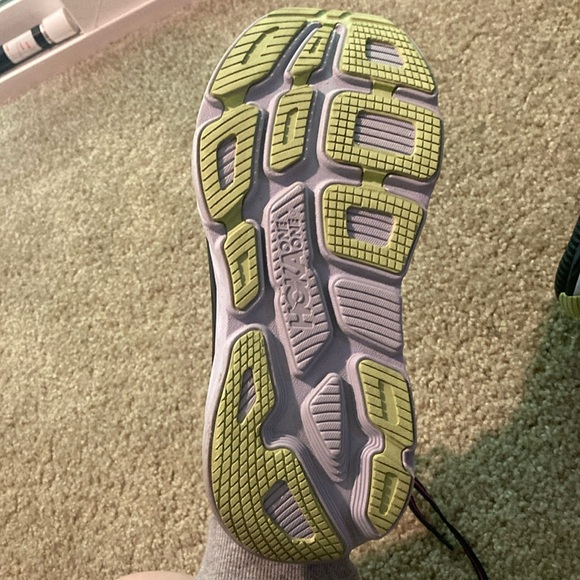 Hoka Women's Black and Pink Running Shoes W Bondi 7 - Picture 3 of 6